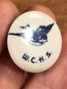 W.C.H.S.とツバメが描かれたビンテージ缶バッジ