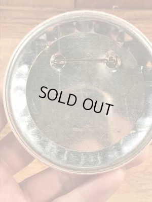 I Was Born To Raise Hellのメッセージが書かれたビンテージ缶バッジ