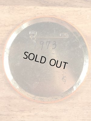 企業物の広告のヴィンテージ缶バッチ