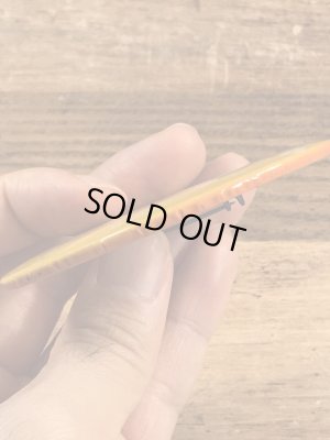 企業物の広告のヴィンテージ缶バッチ