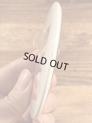 I Was Born To Raise Hellのメッセージが書かれたヴィンテージ缶バッチ