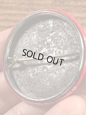 Warning Mad Loverのメッセージが書かれたヴィンテージ缶バッチ