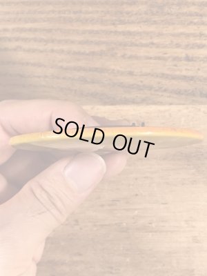 企業物の広告のヴィンテージ缶バッチ