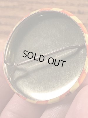 アメリカのラジオ番組Think Summer WKNRのヴィンテージ缶バッチ