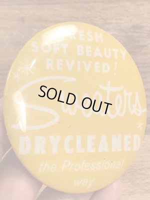 Sweaters Drycleaned The Professional Wayのビンテージ缶バッジ