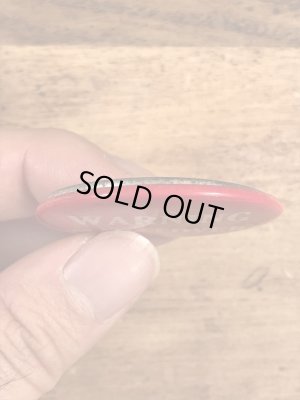 Warning Mad Loverのメッセージが書かれたヴィンテージ缶バッチ