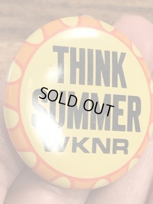 アメリカのラジオ局WKNRのビンテージ缶バッジ