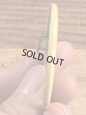 Make Love Not Warのメッセージが書かれたヴィンテージ缶バッチ