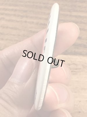 1967年のミュージカル映画モダンミリーのビンテージ缶バッジ