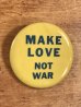 Make Love Not Warのメッセージが書かれたビンテージ缶バッジ