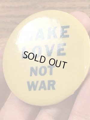 Make Love Not Warのメッセージが書かれたヴィンテージ缶バッチ