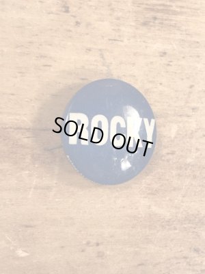 ネルソンロックフェラーのロッキーのビンテージ缶バッジ