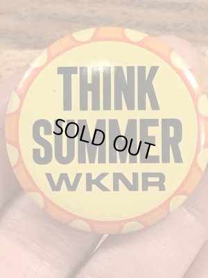アメリカのラジオ局WKNRのビンテージ缶バッジ