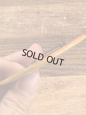 企業物の広告のヴィンテージ缶バッチ