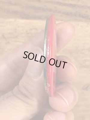 Warning Mad Loverのメッセージが書かれたビンテージ缶バッジ