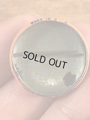 Creative House社製のスマイルフェイスのヴィンテージ缶バッチ