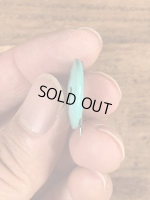 スマイルの顔が描かれたビンテージ缶バッジ