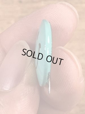 スマイルの顔が描かれたビンテージ缶バッジ