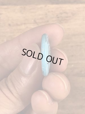 Creative House社製のスマイルのビンテージ缶バッジ