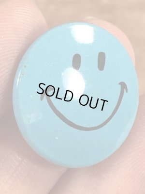 スマイルの顔が描かれたビンテージ缶バッジ