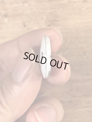 スマイルの顔が描かれたビンテージ缶バッジ