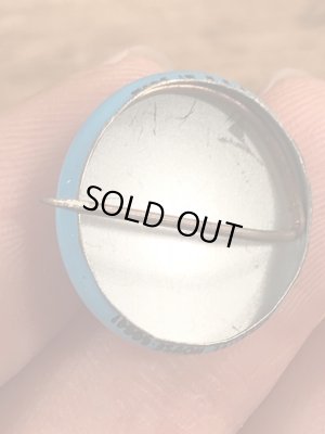 スマイルフェイスのブリキ製のヴィンテージ缶バッチ