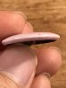 Creative House社製のスマイルのビンテージ缶バッジ