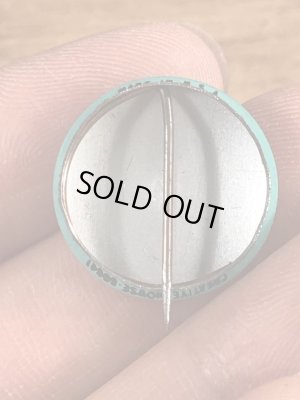 スマイルフェイスのブリキ製のヴィンテージ缶バッチ