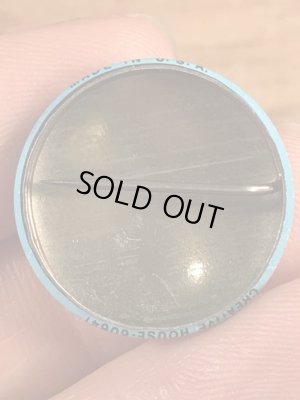 Creative House社製のスマイルフェイスのヴィンテージ缶バッチ