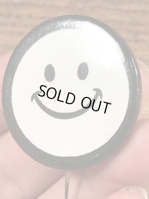 70年代〜頃のスマイルフェイスのヴィンテージ缶バッチ