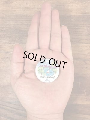 80年代頃の企業物のビンテージ缶バッジ