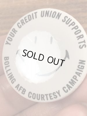 70年代〜頃の信用組合のスマイルフェイスのヴィンテージ缶バッチ