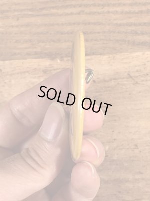 80年代頃の企業物のビンテージ缶バッジ