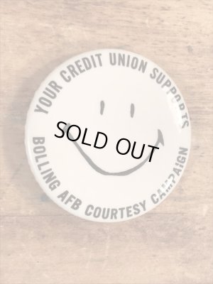 70年代〜頃の信用組合のスマイルのビンテージ缶バッジ