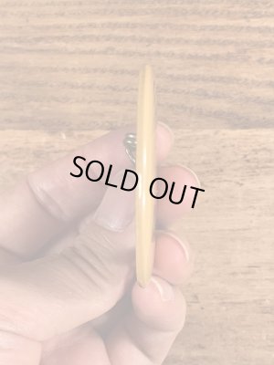 80年代頃の企業物のビンテージ缶バッジ