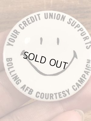 70年代〜頃の信用組合のスマイルのビンテージ缶バッジ