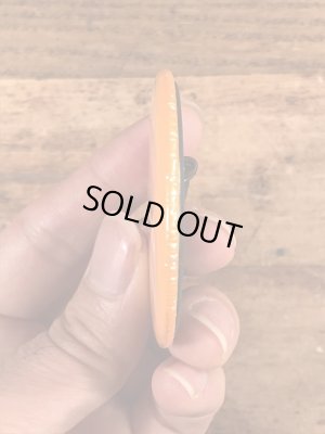 70年代〜頃のShitが描かれたビンテージ缶バッジ