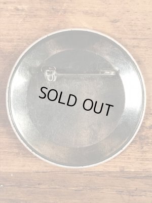 70年代〜頃のハットを被ったスマイルフェイスのヴィンテージ缶バッチ