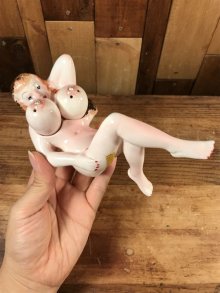 他の写真3: “Spice Of Life” Nude Boob Lady Ceramic Salt & Pepper　ヌード　ビンテージ　ソルト＆ペッパー　ピンナップガール　50年代