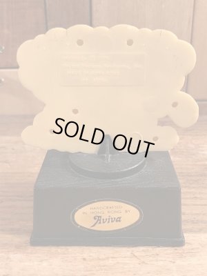 Aviva社製のガーフィールドのヴィンテージのトロフィー