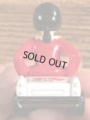 マッチボックス社製のポパイのオリーブのヴィンテージのダイキャストミニカー