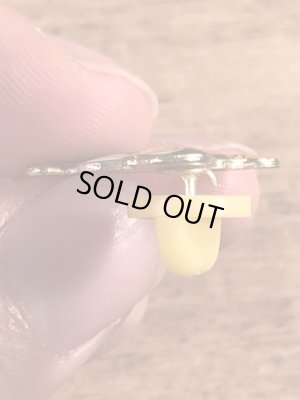 80年代頃のポパイのオリーブのビンテージピンバッジ