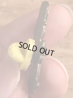 80年代頃のルーニーテューンズのエルマーファッドのビンテージピンバッジ