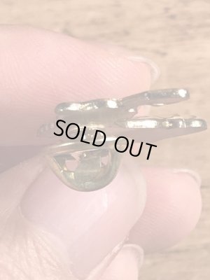 80年代頃のルーニーテューンズのペペルピューのヴィンテージピンバッチ