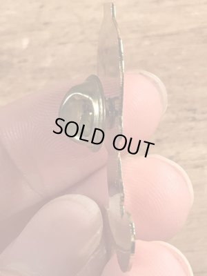 80年代〜頃のルーニーテューンズのトゥイーティーのビンテージピンバッジ