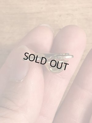 80年代頃のルーニーテューンズのペペルピューのヴィンテージピンバッチ