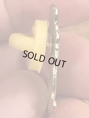 80年代頃のウッディーウッドペッカーのビンテージピンバッジ