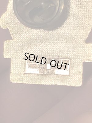 80年代頃のルーニーテューンズのバッグスバニーのヴィンテージピンズ