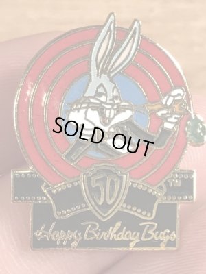 80年代頃のルーニーテューンズのバッグスバニーのヴィンテージピンズ