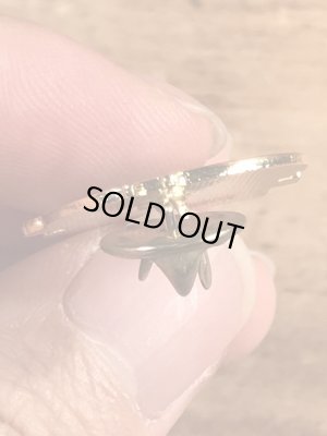 80年代頃のルーニーテューンズのバッグスバニーのヴィンテージピンズ